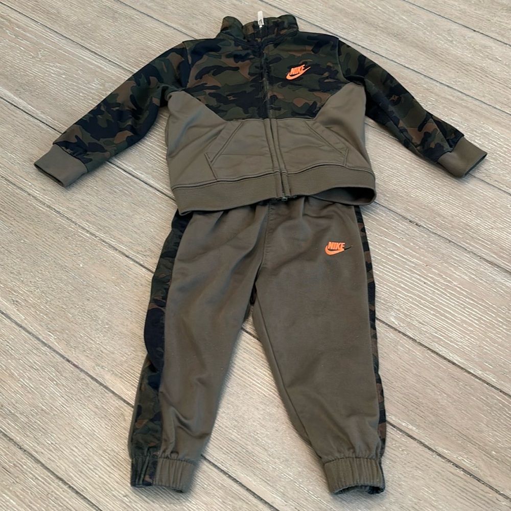 Baby Nike Set